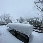 Blessings στον παλαιό άγιο αθανάσιο με τζάκι, Barbeque, μεγάλη αυλή και υπέροχη θέα 木屋 *
