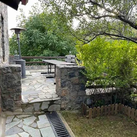 Blessings στον παλαιό άγιο αθανάσιο με τζάκι, Barbeque, μεγάλη αυλή και υπέροχη θέα Alpesi faház Paleósz Ájosz Athanásziosz