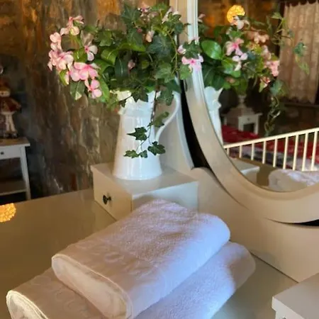 Blessings στον παλαιό άγιο αθανάσιο με τζάκι, Barbeque, μεγάλη αυλή και υπέροχη θέα