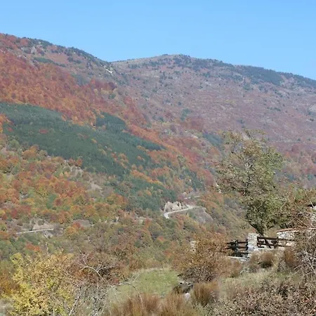 Chaletu Blessings στον παλαιό άγιο αθανάσιο με τζάκι, Barbeque, μεγάλη αυλή και υπέροχη θέα *
