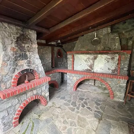 Blessings στον παλαιό άγιο αθανάσιο με τζάκι, Barbeque, μεγάλη αυλή και υπέροχη θέα 샬레 *