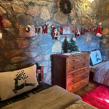 Blessings στον παλαιό άγιο αθανάσιο με τζάκι, Barbeque, μεγάλη αυλή και υπέροχη θέα