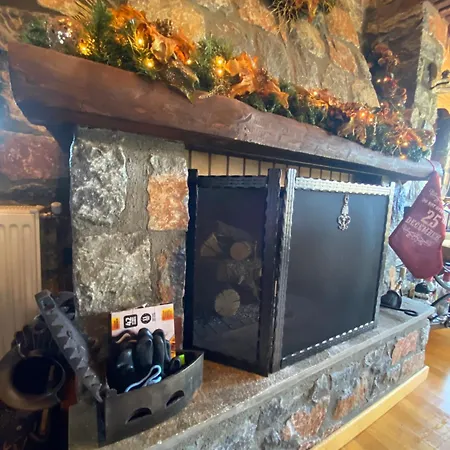 Chaletu Blessings στον παλαιό άγιο αθανάσιο με τζάκι, Barbeque, μεγάλη αυλή και υπέροχη θέα Agios Athanasios (Pella)
