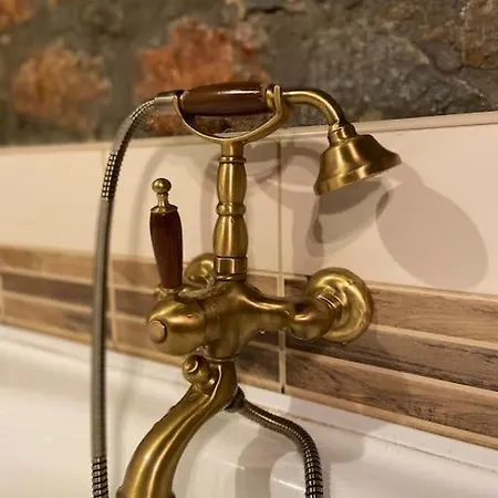 Blessings στον παλαιό άγιο αθανάσιο με τζάκι, Barbeque, μεγάλη αυλή και υπέροχη θέα 팔라이오스 아기오스 아타나시오스