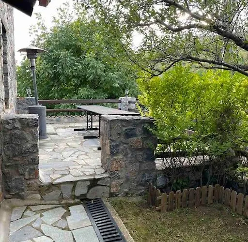 Blessings στον παλαιό άγιο αθανάσιο με τζάκι, Barbeque, μεγάλη αυλή και υπέροχη θέα Alpesi faház Paleósz Ájosz Athanásziosz