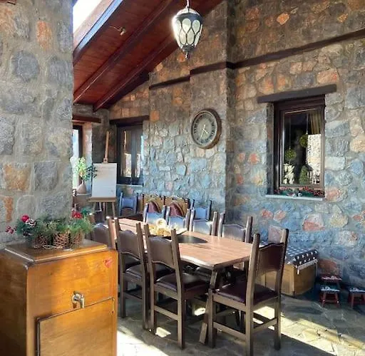 Blessings στον παλαιό άγιο αθανάσιο με τζάκι, Barbeque, μεγάλη αυλή και υπέροχη θέα Alpesi faház