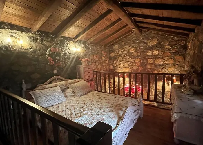 Blessings στον παλαιό άγιο αθανάσιο με τζάκι, Barbeque, μεγάλη αυλή και υπέροχη θέα Paleósz Ájosz Athanásziosz