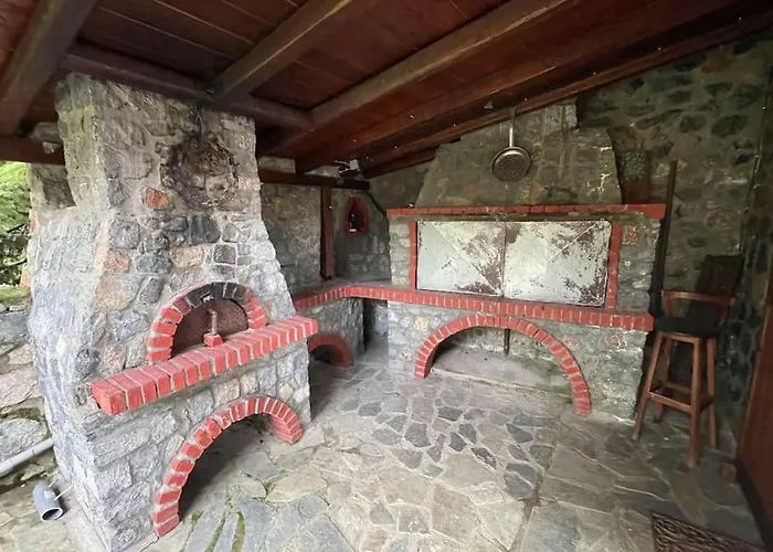 Blessings στον παλαιό άγιο αθανάσιο με τζάκι, Barbeque, μεγάλη αυλή και υπέροχη θέα Alpesi faház *