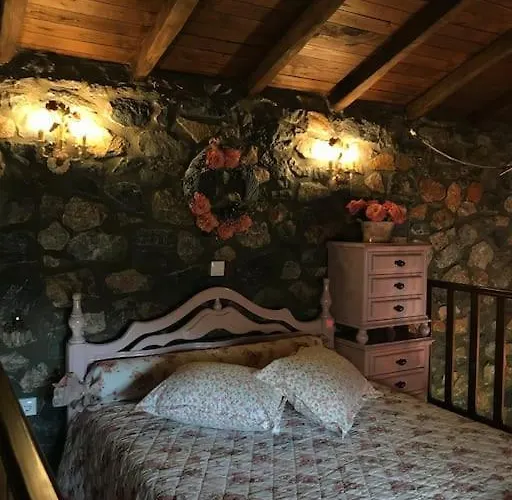 Blessings στον παλαιό άγιο αθανάσιο με τζάκι, Barbeque, μεγάλη αυλή και υπέροχη θέα Alpesi faház Paleósz Ájosz Athanásziosz