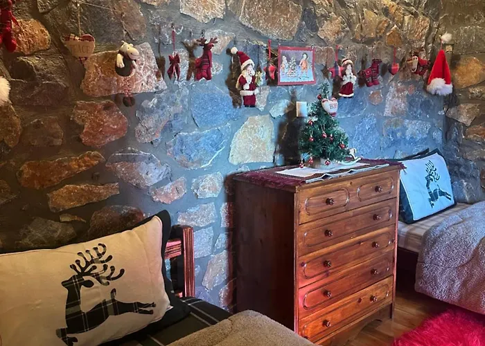 Blessings στον παλαιό άγιο αθανάσιο με τζάκι, Barbeque, μεγάλη αυλή και υπέροχη θέα