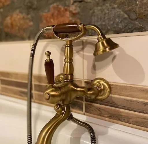 Blessings στον παλαιό άγιο αθανάσιο με τζάκι, Barbeque, μεγάλη αυλή και υπέροχη θέα Paleósz Ájosz Athanásziosz