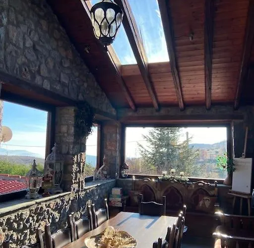 Blessings στον παλαιό άγιο αθανάσιο με τζάκι, Barbeque, μεγάλη αυλή και υπέροχη θέα Alpesi faház