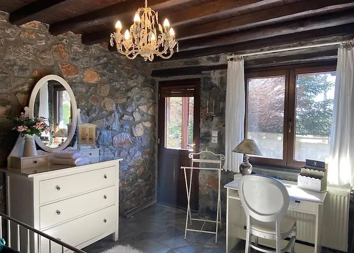 Blessings στον παλαιό άγιο αθανάσιο με τζάκι, Barbeque, μεγάλη αυλή και υπέροχη θέα