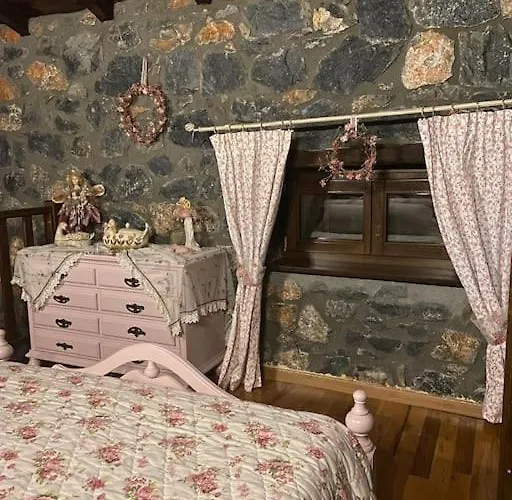 Blessings στον παλαιό άγιο αθανάσιο με τζάκι, Barbeque, μεγάλη αυλή και υπέροχη θέα Alpesi faház Paleósz Ájosz Athanásziosz